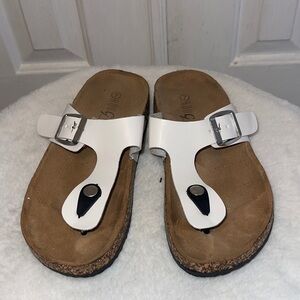 RougeWhite and Tan Sandals with Buckle (7)